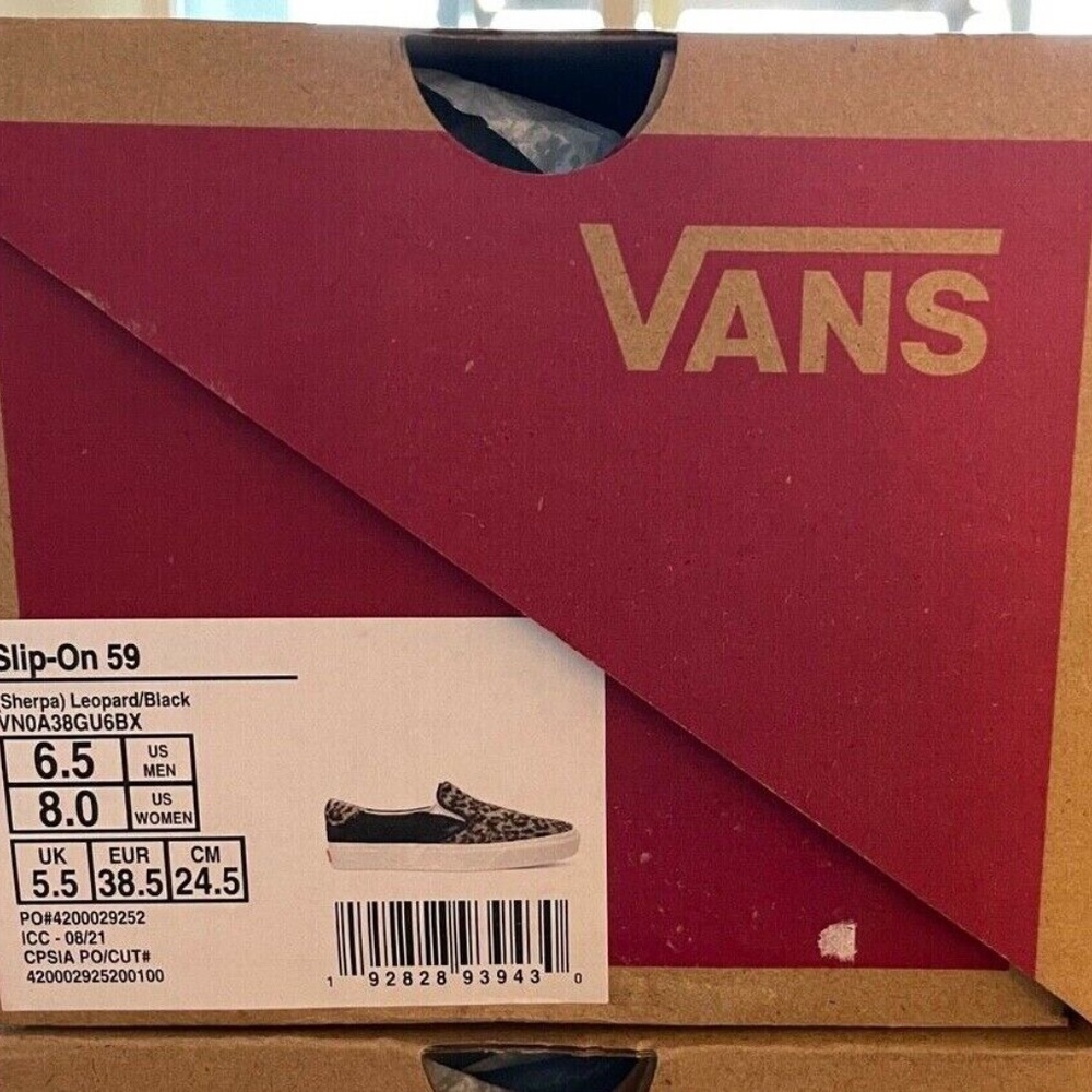 Vans Slip On (Sherpa) Leopard Faux Fur Shoes Womens Sizes 8, 8.5, 9, 9.5, 10 NIB - Picture 5 of 10
